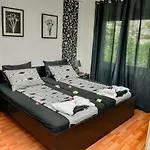 Tomas Apartment *