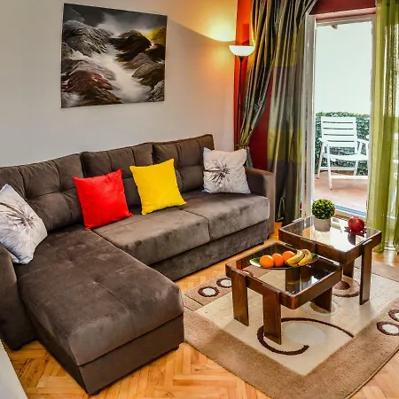 Апартаменти Tomas