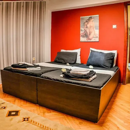 Tomas Apartman