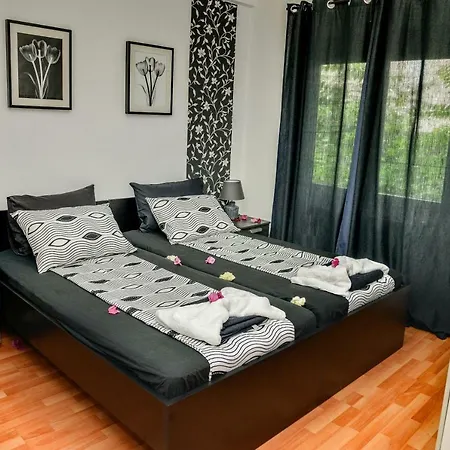 Tomas Apartamento *